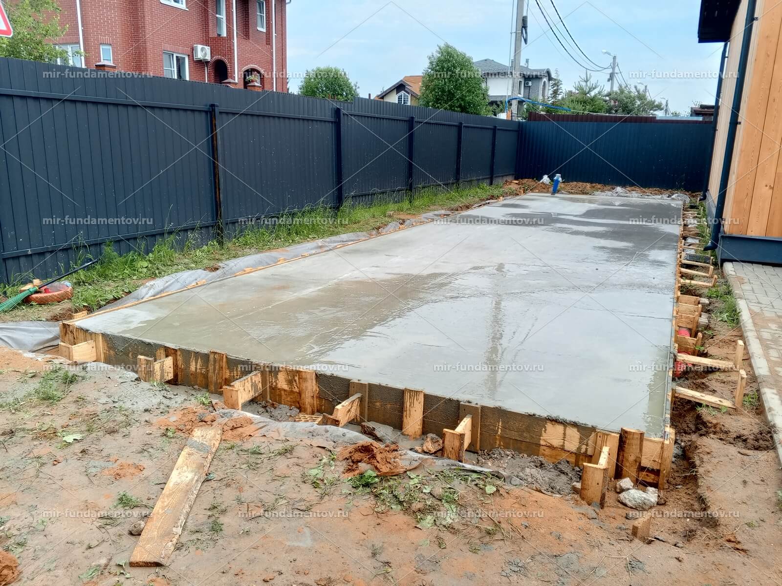устройство плитного фундамента под гараж 15×4 м